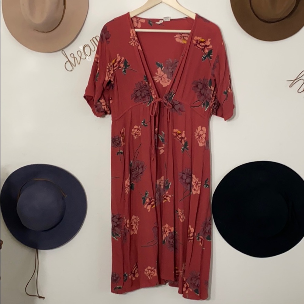 Sky and Sparrow floral kimono wrap